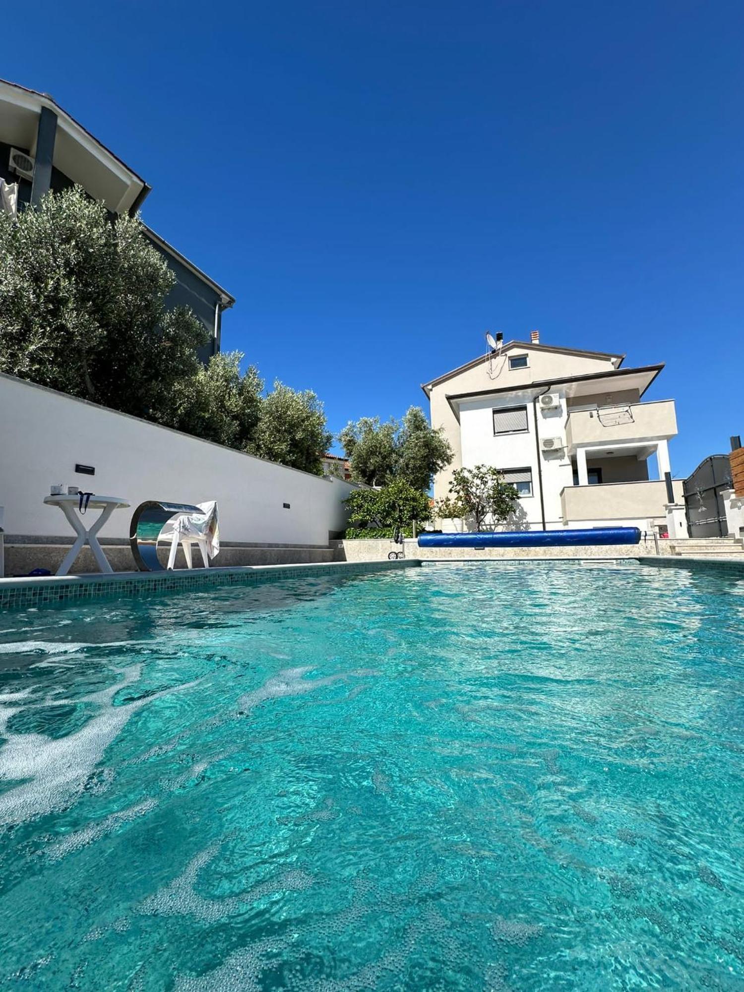 Apartments Ivana With The Pool Rovinjsko Selo Eksteriør billede